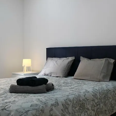Madragoa Apartamento *